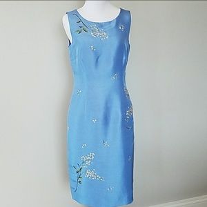 Blue sleeveless embroidered cocktail dress
